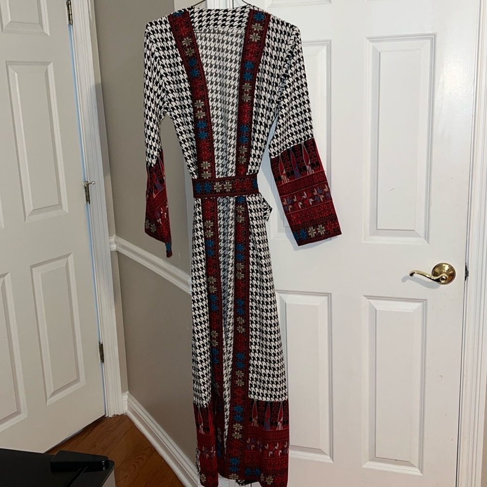 Palestinian embroidery abaya with belt
